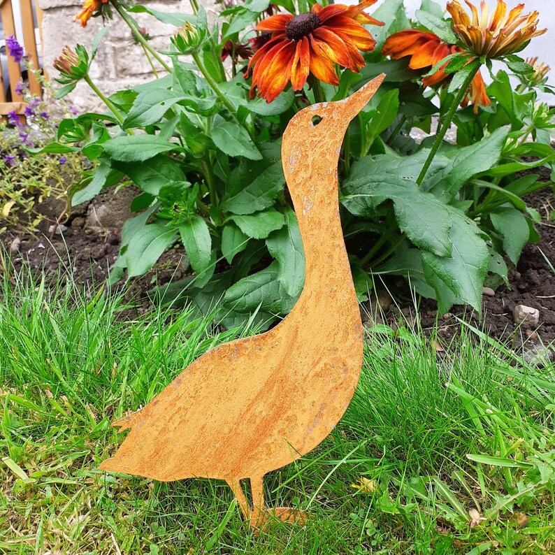 Metal Duck garden decoration / outdoor metal bird silhouette / rusted corten steel garden gift