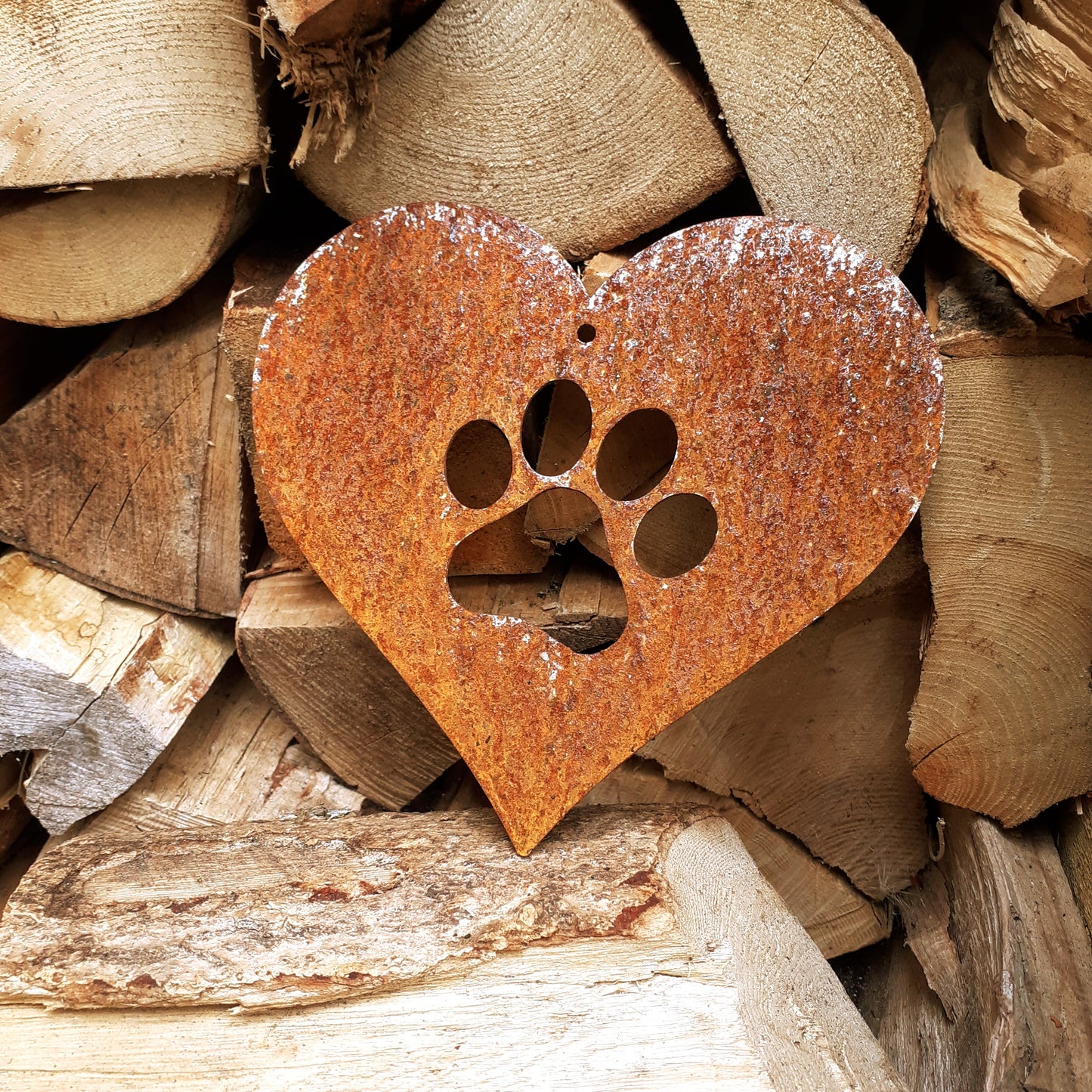 Metal love heart with paw print garden decoration / steel heart and pet paw print hanging decoration / rustic rusted metal garden gift